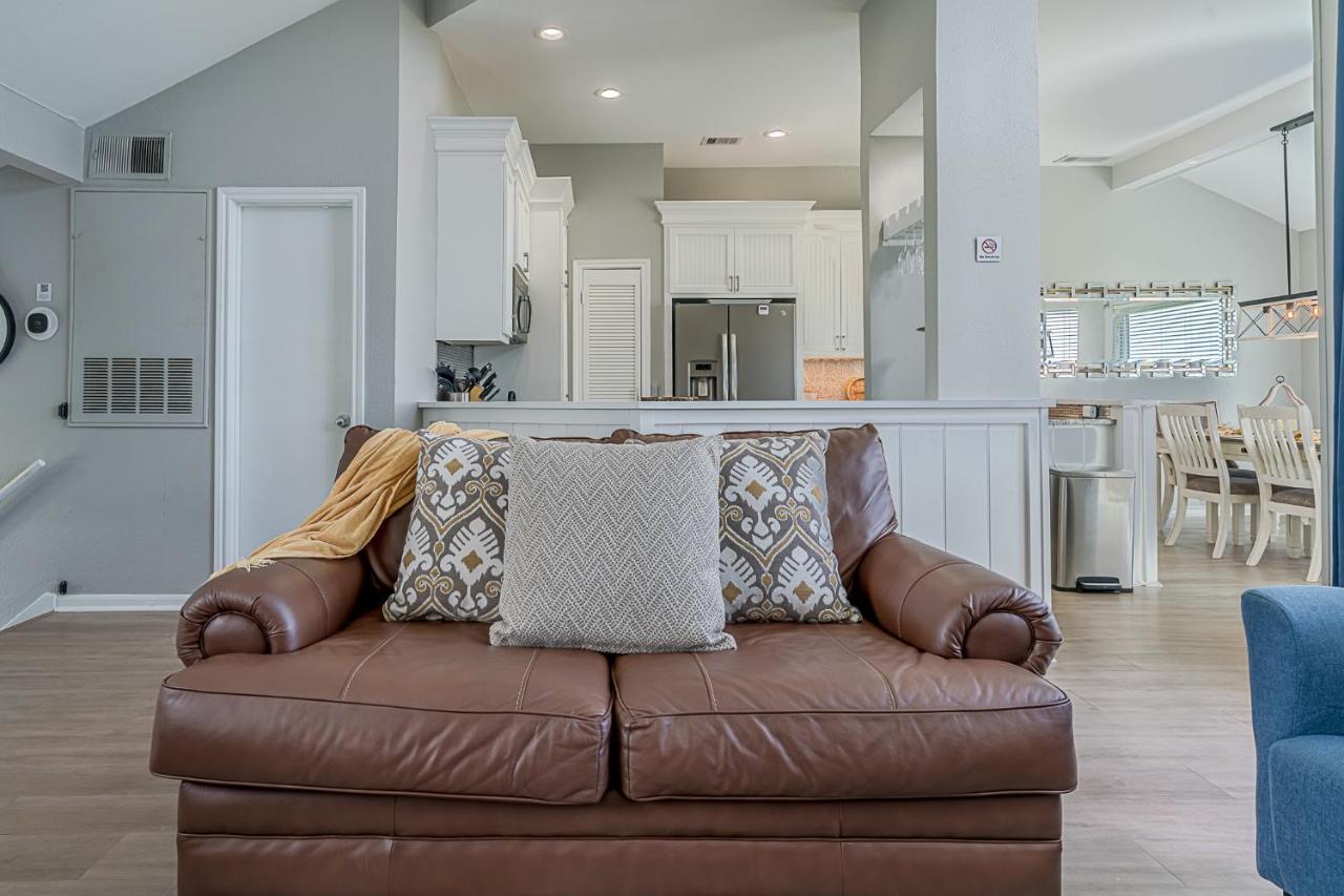 Hot Tub - Ocean Views - Steps To Private Beach - Quiet Location Galveston Exterior foto