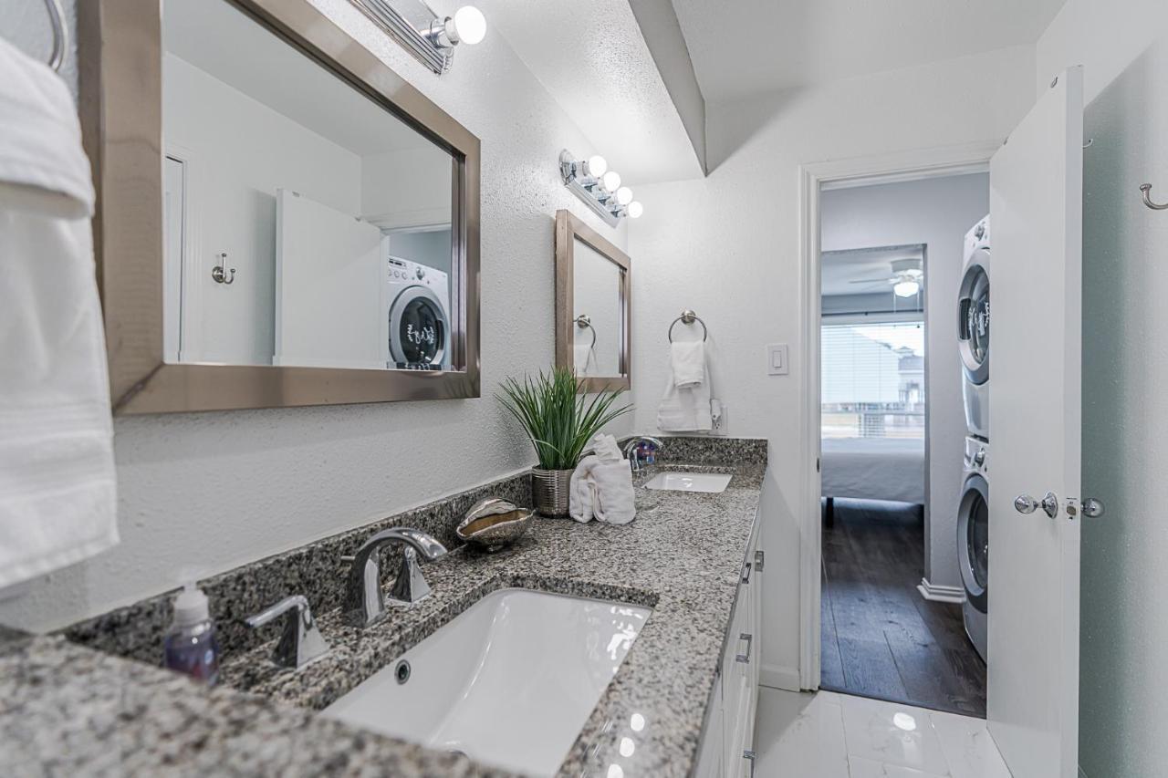 Hot Tub - Ocean Views - Steps To Private Beach - Quiet Location Galveston Exterior foto